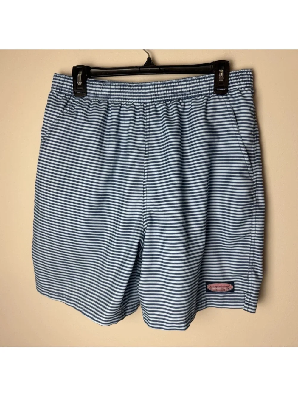 Vineyard Vines Swim Trunks Size Medium Blue Stripes Mesh Lined Pockets